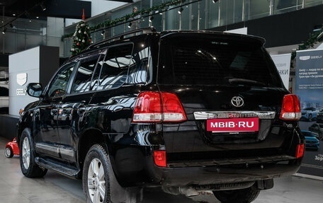 Toyota Land Cruiser 200, 2009 год, 2 800 000 рублей, 6 фотография