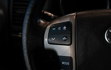 Toyota Land Cruiser 200, 2009 год, 2 800 000 рублей, 30 фотография