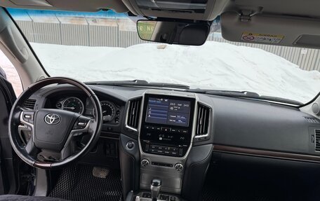 Toyota Land Cruiser 200, 2015 год, 5 700 000 рублей, 12 фотография