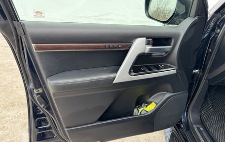 Toyota Land Cruiser 200, 2015 год, 5 700 000 рублей, 14 фотография