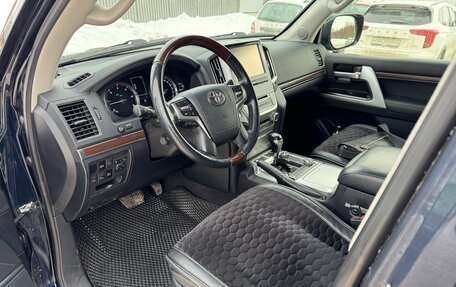 Toyota Land Cruiser 200, 2015 год, 5 700 000 рублей, 15 фотография