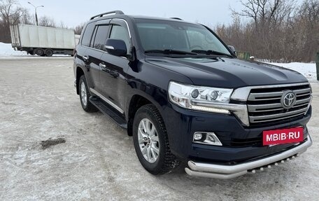 Toyota Land Cruiser 200, 2015 год, 5 700 000 рублей, 6 фотография