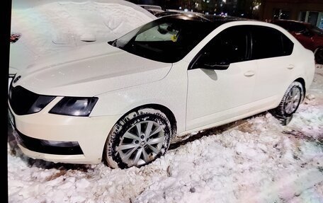 Skoda Octavia, 2020 год, 1 060 000 рублей, 2 фотография