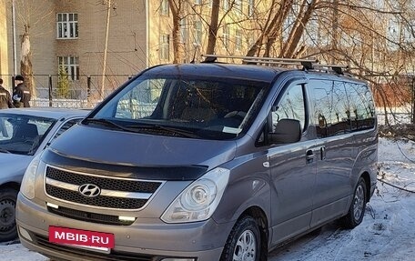 Hyundai H-1 II рестайлинг, 2011 год, 1 700 000 рублей, 5 фотография