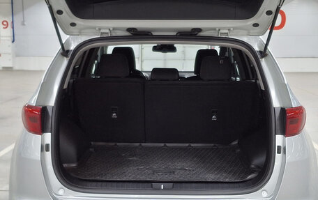KIA Sportage IV рестайлинг, 2018 год, 1 999 000 рублей, 12 фотография