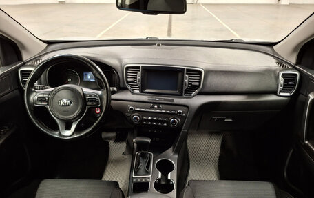 KIA Sportage IV рестайлинг, 2018 год, 1 999 000 рублей, 17 фотография