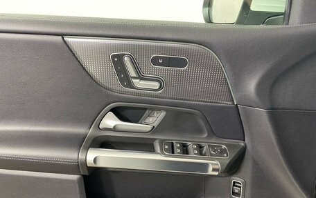 Mercedes-Benz GLB, 2020 год, 3 297 000 рублей, 22 фотография