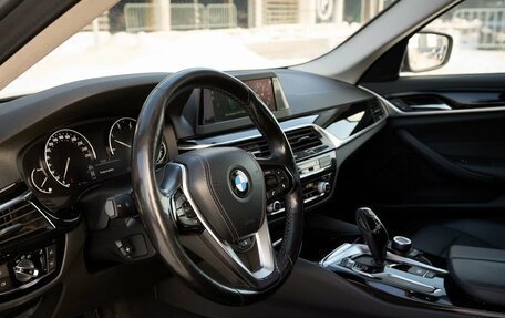 BMW 5 серия, 2018 год, 2 889 000 рублей, 5 фотография