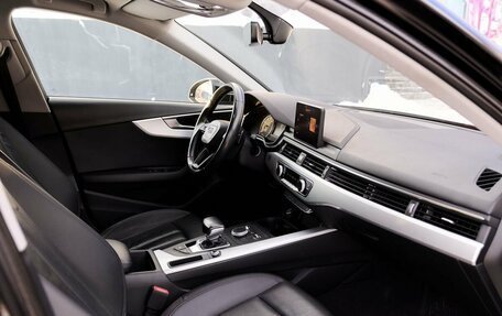 Audi A4, 2018 год, 1 927 000 рублей, 6 фотография