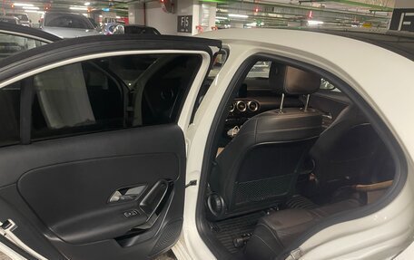 Mercedes-Benz A-Класс, 2020 год, 2 350 000 рублей, 17 фотография