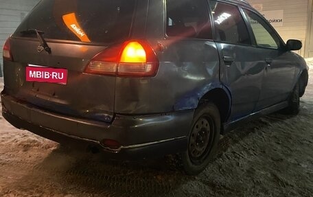 Nissan Wingroad III, 2001 год, 150 000 рублей, 2 фотография