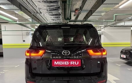 Toyota Land Cruiser, 2025 год, 16 000 000 рублей, 3 фотография