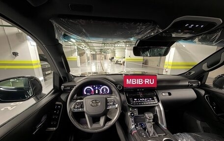 Toyota Land Cruiser, 2025 год, 16 000 000 рублей, 24 фотография