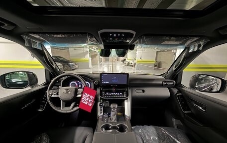 Toyota Land Cruiser, 2025 год, 16 000 000 рублей, 22 фотография