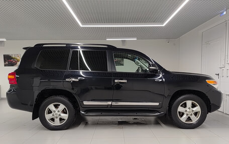 Toyota Land Cruiser 200, 2013 год, 3 250 000 рублей, 5 фотография