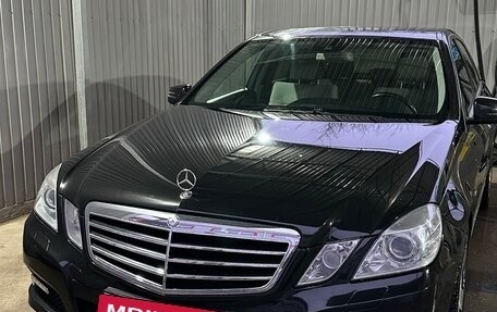 Mercedes-Benz E-Класс, 2010 год, 1 870 000 рублей, 1 фотография