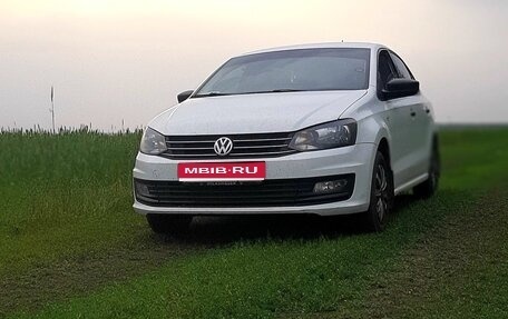 Volkswagen Polo VI (EU Market), 2015 год, 1 150 000 рублей, 1 фотография