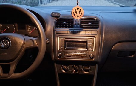 Volkswagen Polo VI (EU Market), 2015 год, 1 150 000 рублей, 4 фотография