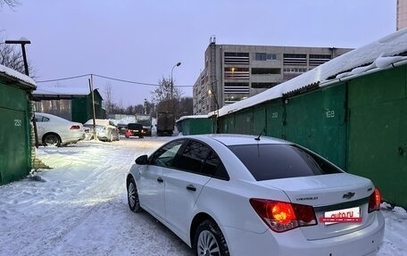 Chevrolet Cruze II, 2013 год, 690 000 рублей, 4 фотография