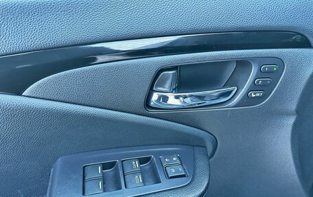 Honda Pilot III рестайлинг, 2018 год, 3 500 000 рублей, 14 фотография