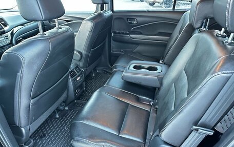 Honda Pilot III рестайлинг, 2018 год, 3 500 000 рублей, 27 фотография