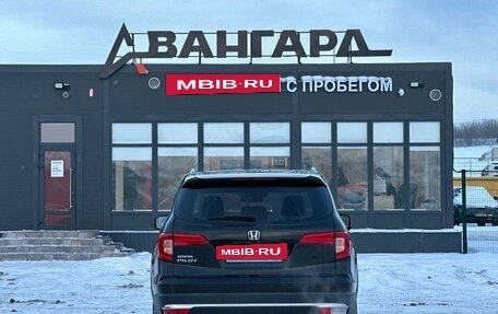 Honda Pilot III рестайлинг, 2018 год, 3 500 000 рублей, 4 фотография