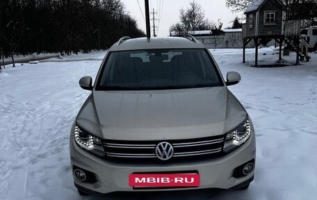 Volkswagen Tiguan I, 2011 год, 1 370 000 рублей, 4 фотография