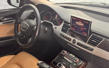 Audi A8, 2011 год, 1 500 000 рублей, 15 фотография