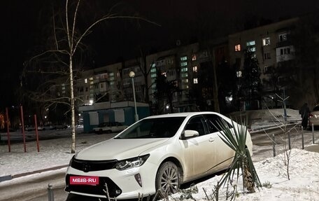 Toyota Camry, 2014 год, 1 475 000 рублей, 2 фотография