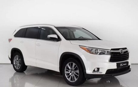 Toyota Highlander III, 2014 год, 2 550 000 рублей, 4 фотография