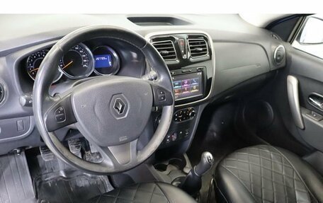 Renault Sandero II рестайлинг, 2017 год, 949 800 рублей, 6 фотография