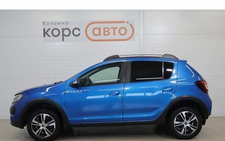 Renault Sandero II рестайлинг, 2017 год, 949 800 рублей, 2 фотография