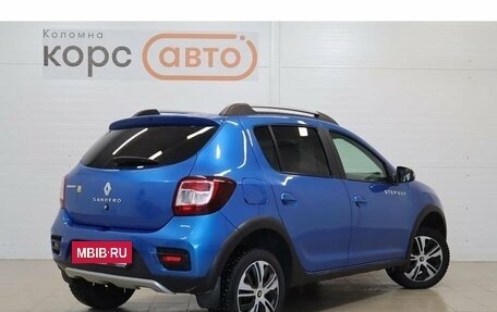 Renault Sandero II рестайлинг, 2017 год, 949 800 рублей, 3 фотография