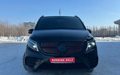 Mercedes-Benz V-Класс, 2023 год, 9 200 000 рублей, 1 фотография