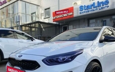 KIA cee'd III, 2018 год, 1 900 000 рублей, 1 фотография