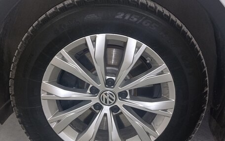 Volkswagen Tiguan II, 2017 год, 2 450 000 рублей, 4 фотография