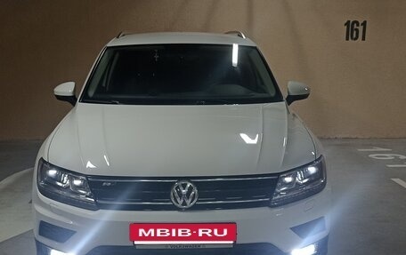 Volkswagen Tiguan II, 2017 год, 2 450 000 рублей, 3 фотография