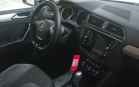 Volkswagen Tiguan II, 2017 год, 2 450 000 рублей, 5 фотография