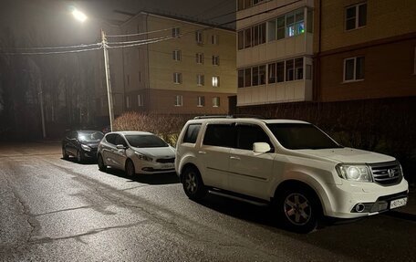 Honda Pilot III рестайлинг, 2011 год, 1 150 000 рублей, 29 фотография