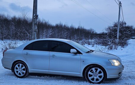 Toyota Avensis III рестайлинг, 2005 год, 840 000 рублей, 2 фотография