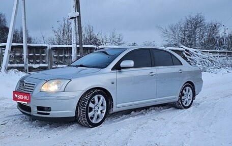 Toyota Avensis III рестайлинг, 2005 год, 840 000 рублей, 5 фотография