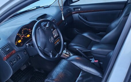 Toyota Avensis III рестайлинг, 2005 год, 840 000 рублей, 12 фотография