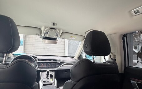 Geely Atlas, 2023 год, 2 300 000 рублей, 8 фотография