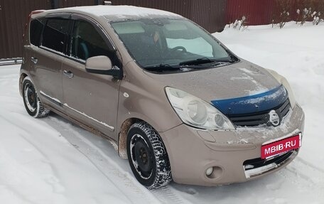 Nissan Note II рестайлинг, 2010 год, 600 000 рублей, 2 фотография