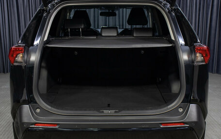 Toyota RAV4, 2021 год, 3 798 000 рублей, 10 фотография