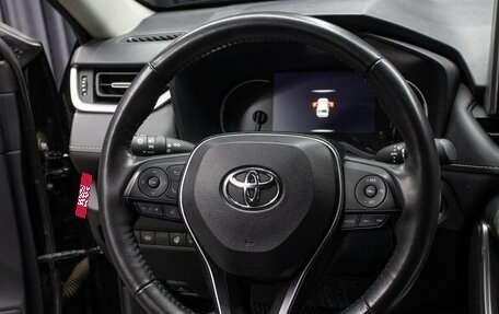 Toyota RAV4, 2021 год, 3 798 000 рублей, 17 фотография