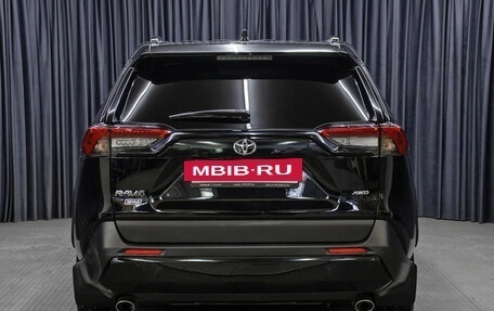 Toyota RAV4, 2021 год, 3 798 000 рублей, 6 фотография