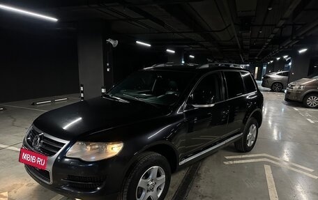 Volkswagen Touareg III, 2008 год, 999 000 рублей, 8 фотография