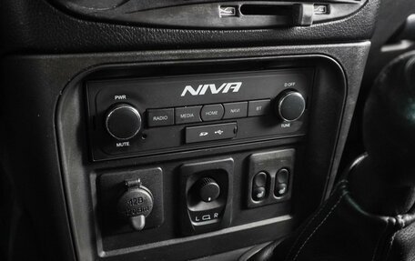 Chevrolet Niva I рестайлинг, 2019 год, 959 000 рублей, 13 фотография