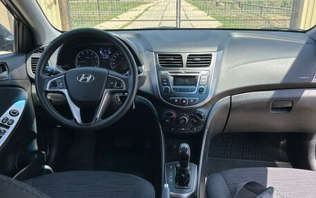 Hyundai Solaris II рестайлинг, 2015 год, 899 990 рублей, 4 фотография